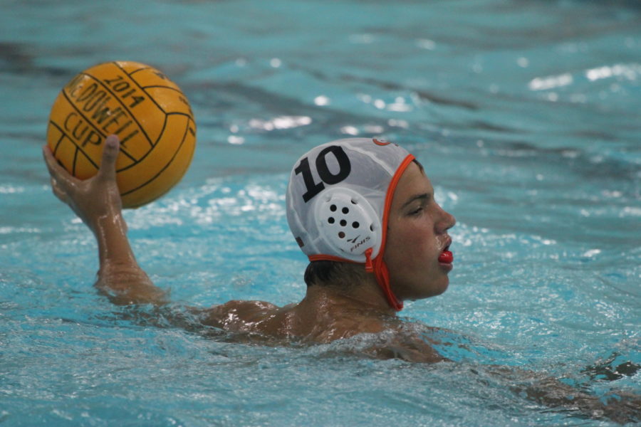 Water+polo+gets+off+to+fast+start