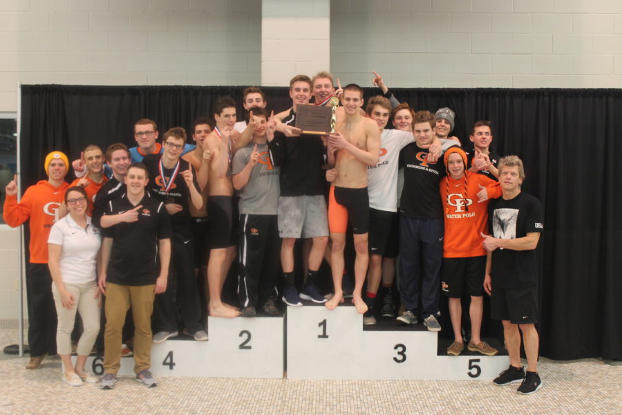 Swim/Dive team wins 14th straight D10 title