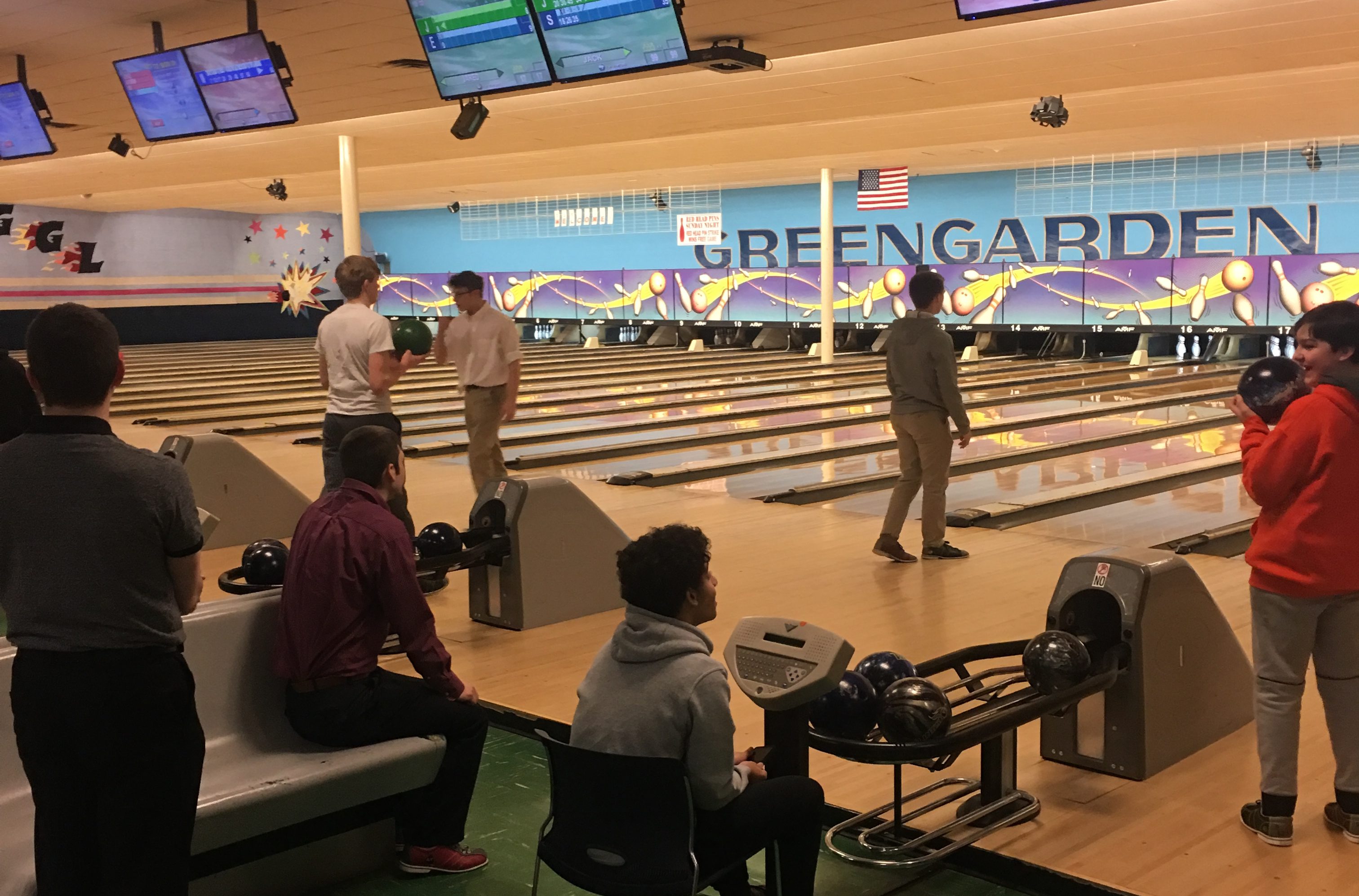 Cp Bowling Club Holds First Meeting At Greengarden Lanes The Rambler