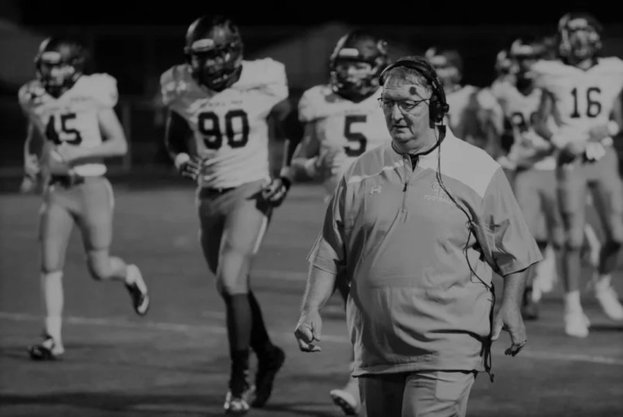 Longtime+football+coach+Mr.+Pat+Czytuck+inducted+into+Cathedral+Prep+Athletic+Hall+of+Fame
